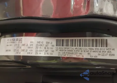 2017 Jeep Cherokee Latitude 4X4 z USA, uszkodzony, nr VIN 1C4PJMCB3HW601315